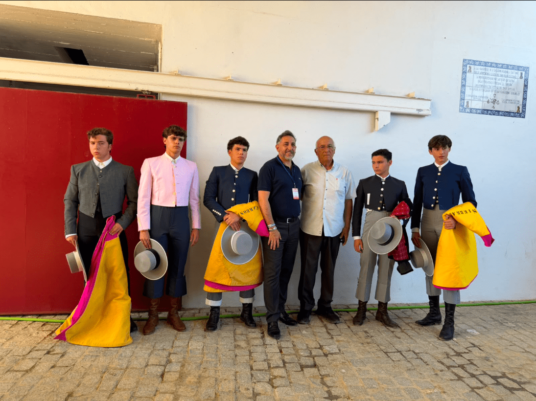 Utrera, una oreja para Miguel Oporto y otra para Curro Sierra en la ‘IV Selección’ del XXVIII Ciclo de Becerradas