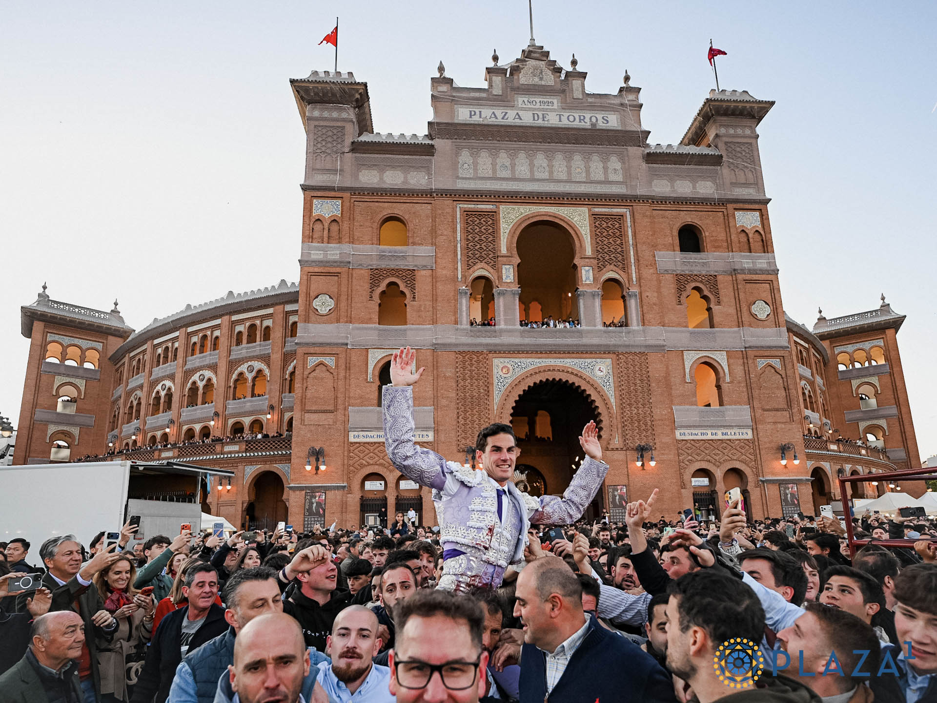 Fortes pone la verdad  y Fernando Adrián abre la puerta grande con un gran “Encarcelado”