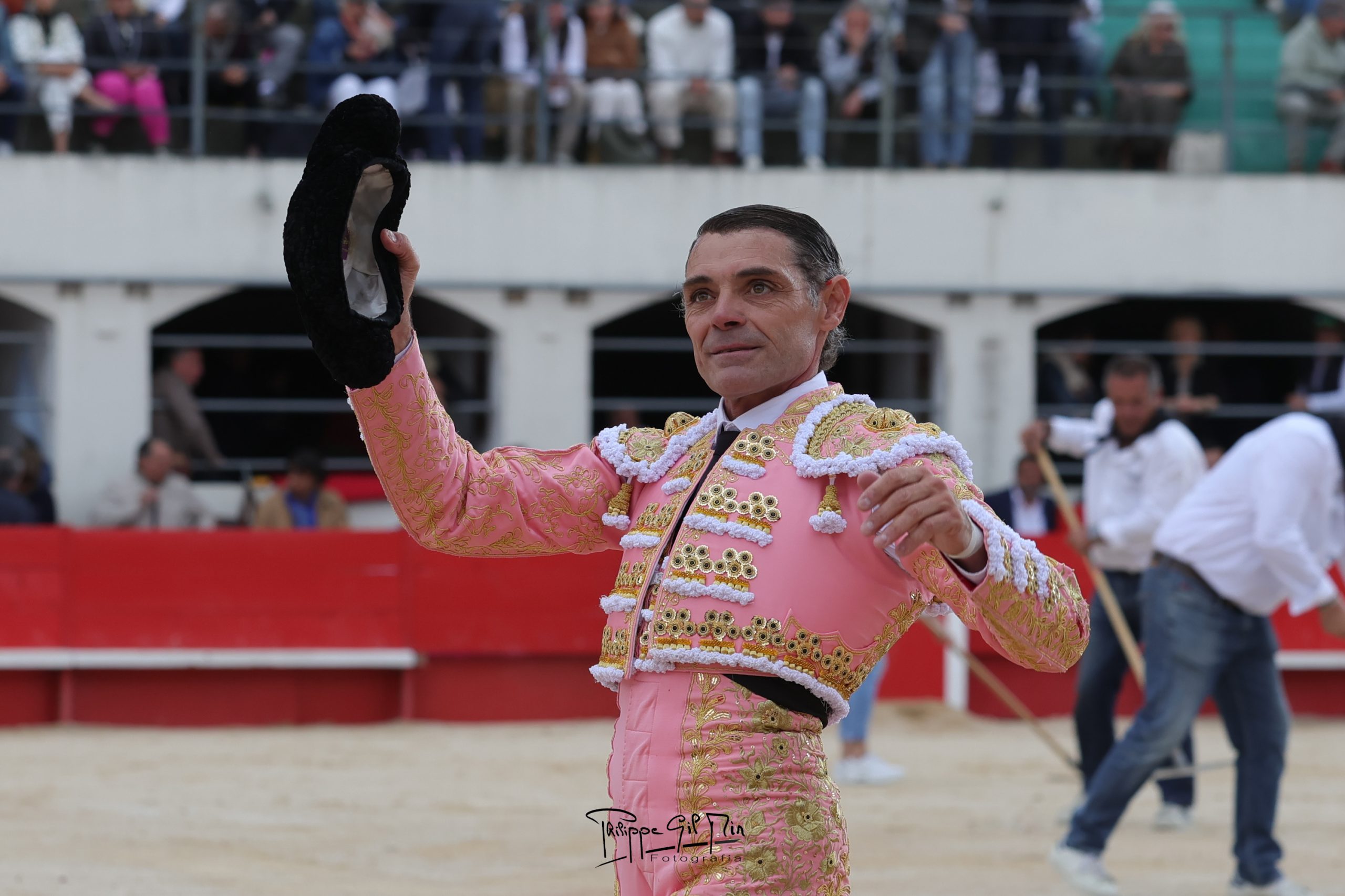 Sánchez Vara y Olsina mandan en Alés en una corrida seria de Margé y Valverde