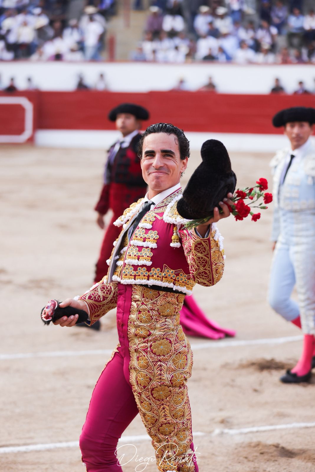 Joaquín Galdós, oreja en la inauguración de Las Tunas
