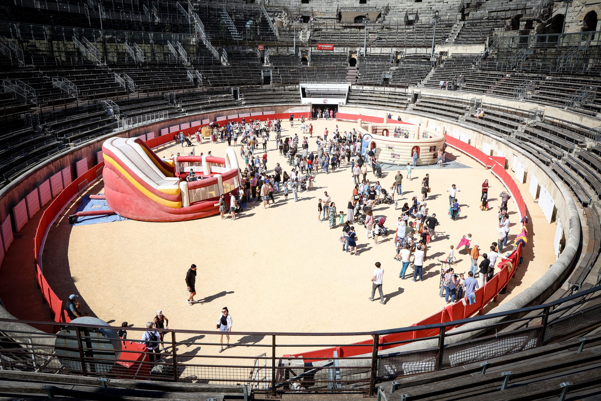 Nîmes abre la Feria de los niños con una jornada de convivencia y acercamiento al mundo taurino