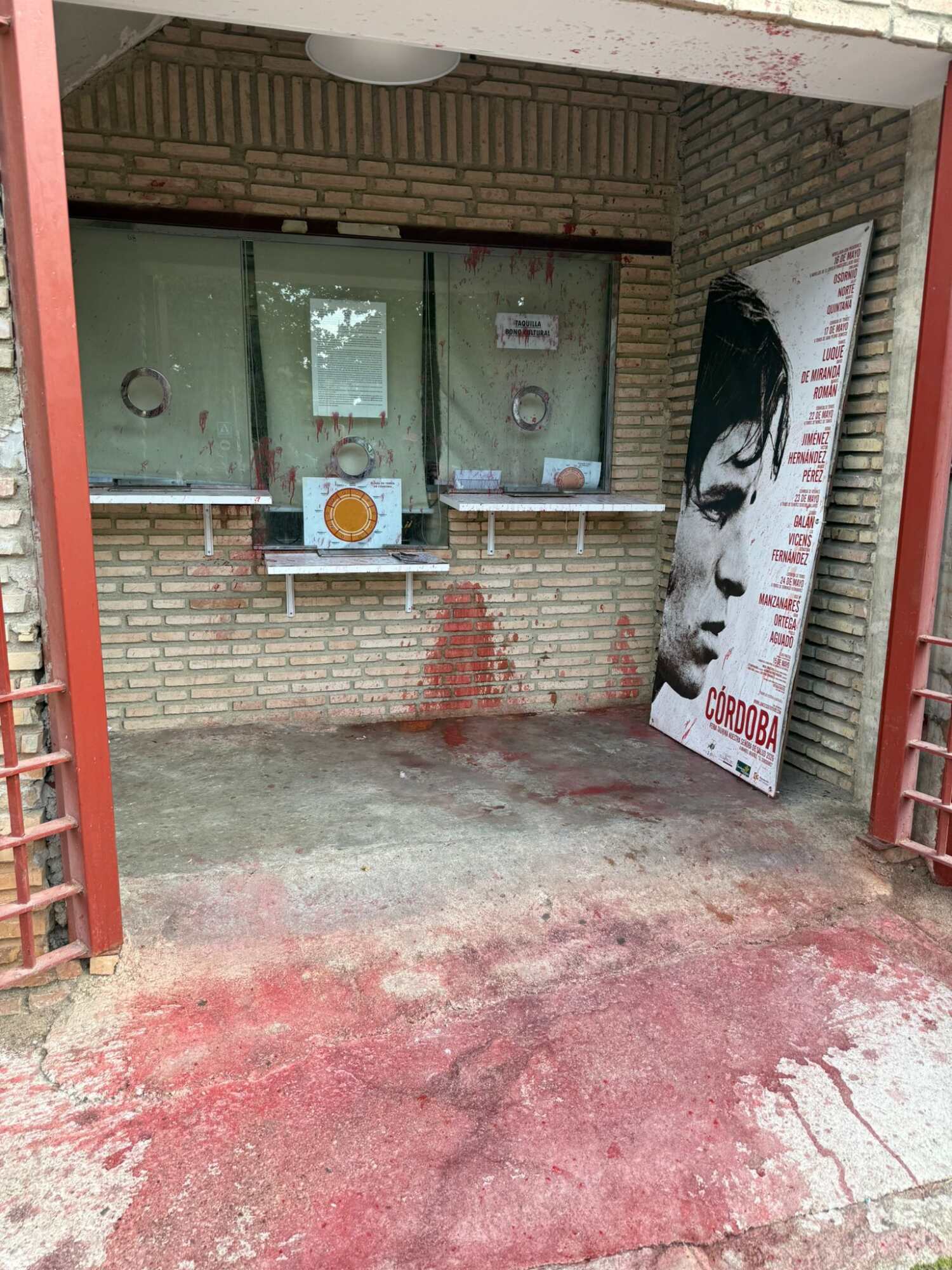 Lances de Futuro denuncia actos vandálicos en las taquillas de la plaza de toros de Córdoba