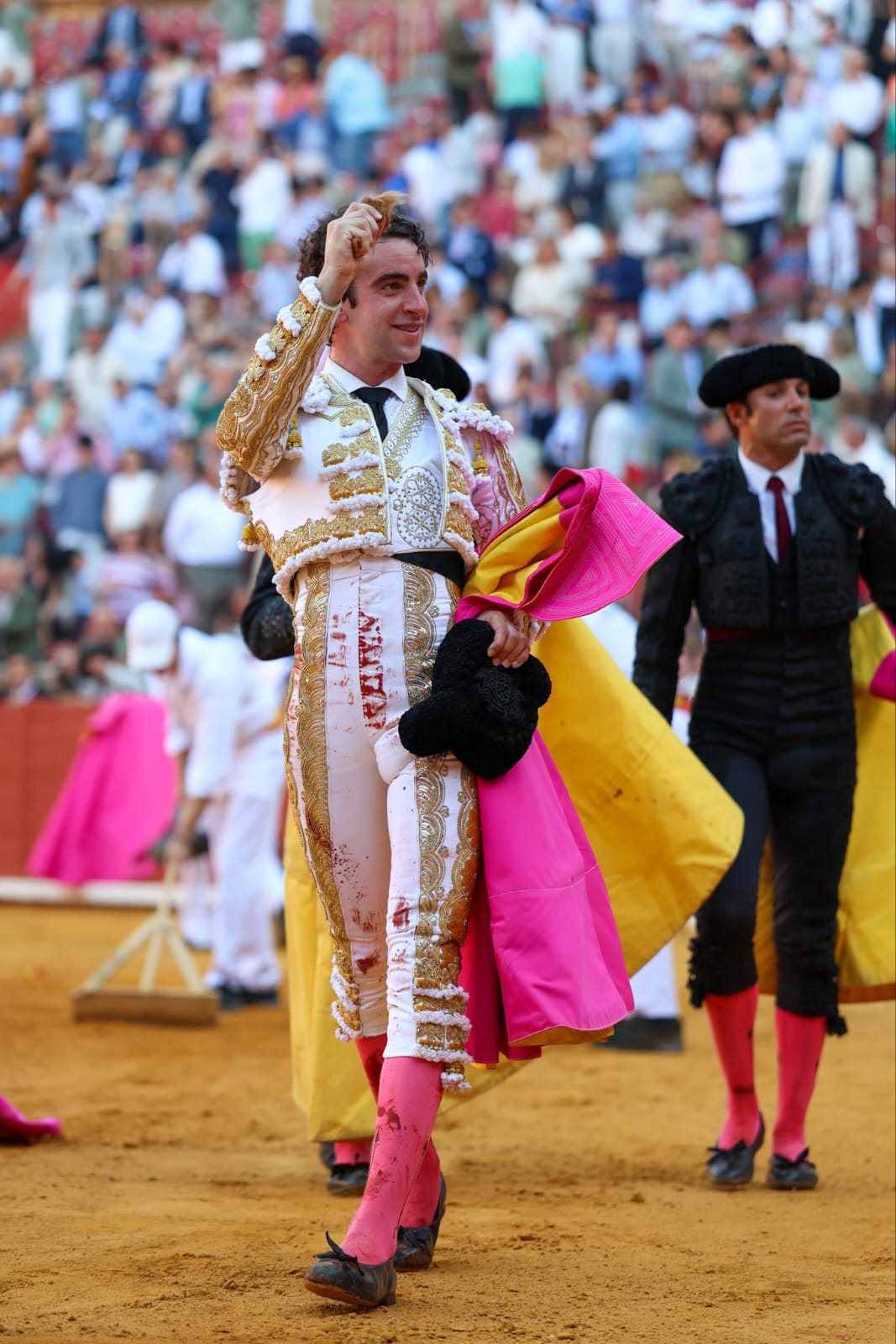 Víctor Hernández y Marco Pérez a oreja por coleta en Córdoba