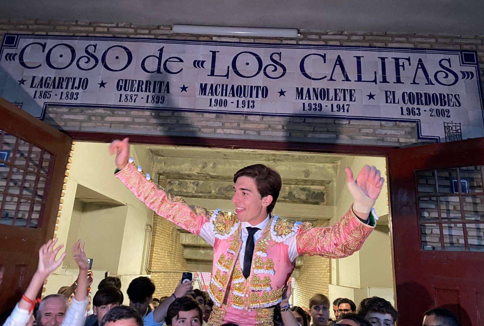 Osornio deja el toreo más puro en una desigual novillada de Córdoba