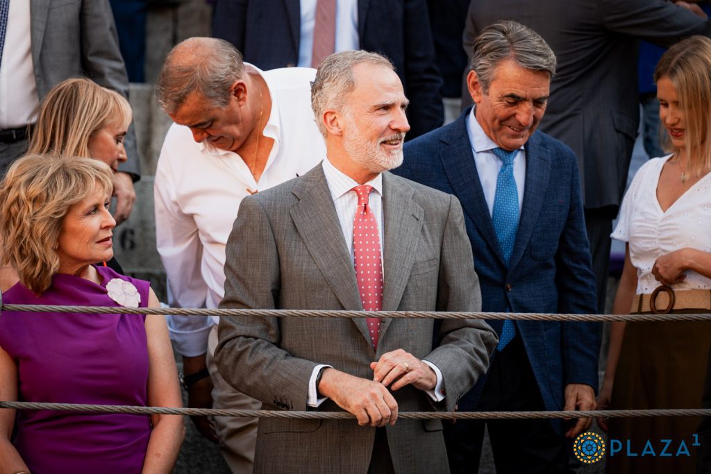 Felipe VI preside en Las Ventas la CXXVI Corrida de la Prensa, con Victorino Martín, lleno absoluto y presencia institucional en los tendidos