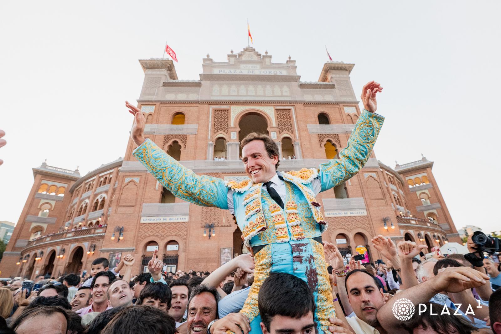 Un bravo 'Gallarete' abrió la puerta que cruzó Román