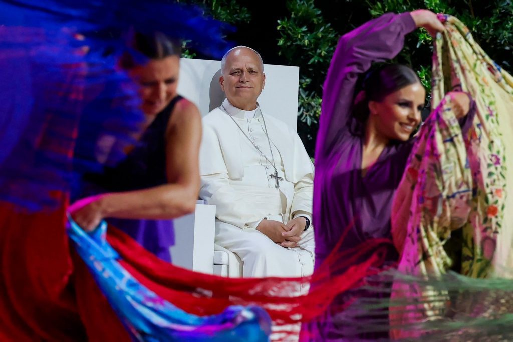 La Fundación Toro de Lidia participa en el encuentro del Papa León XIV con 15.000 personas en el Movistar Arena