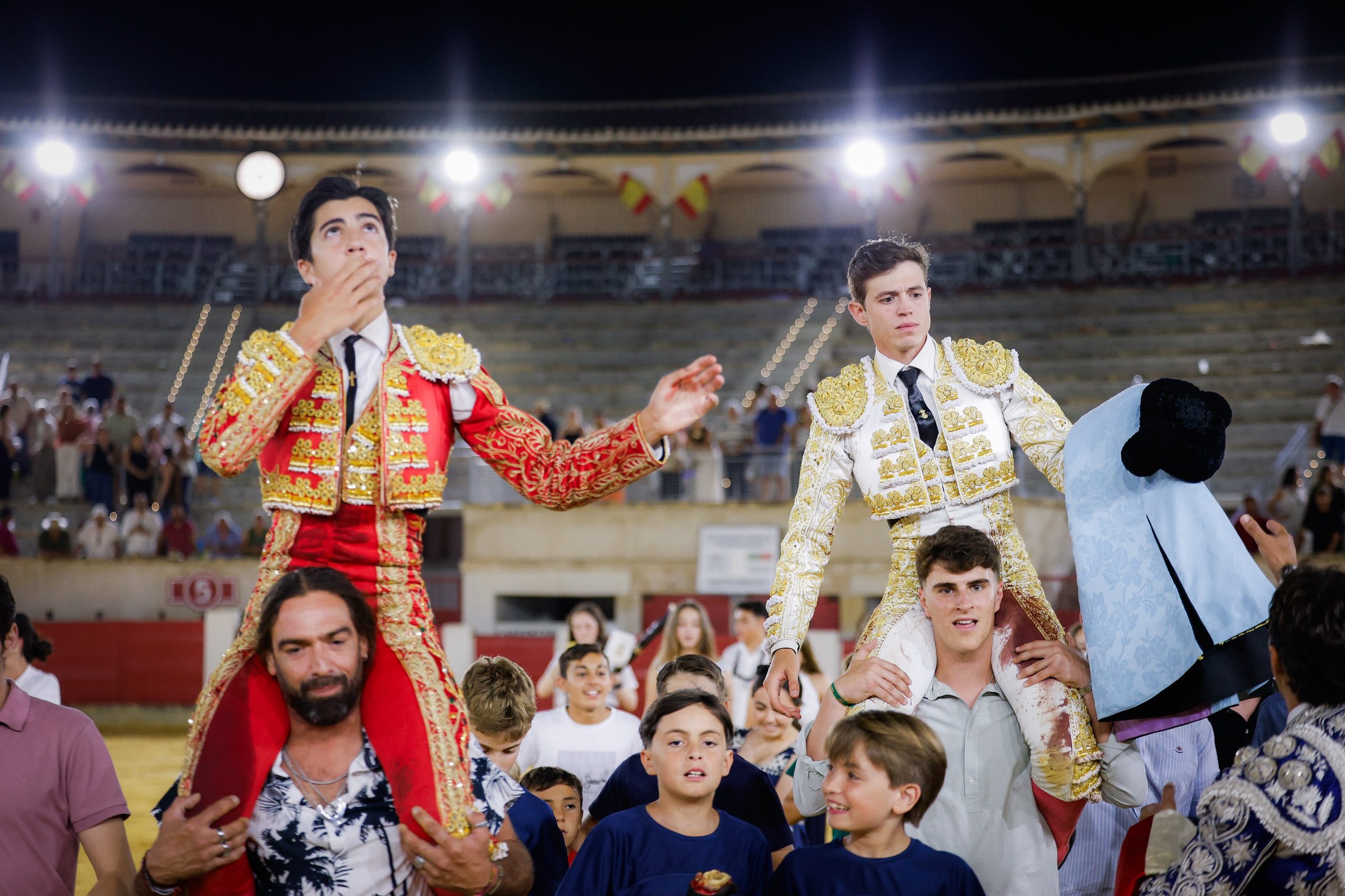 Jorge Martínez pone la clase y Marco Pérez la ambición en la puerta grande de Lorca