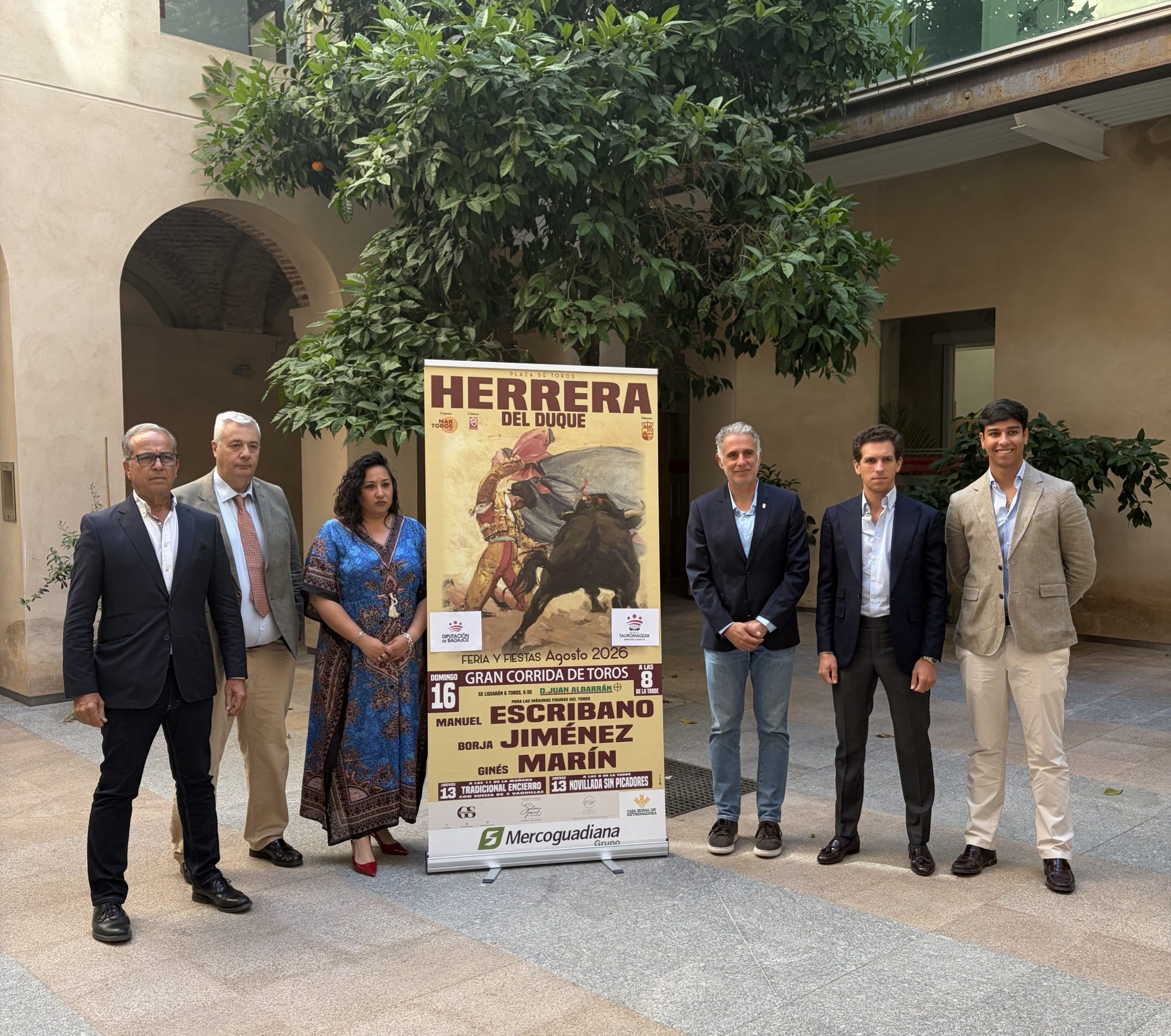 Herrera del Duque presenta un cartel con Escribano, Borja Jiménez y Ginés Marín ante toros de Juan Albarrán