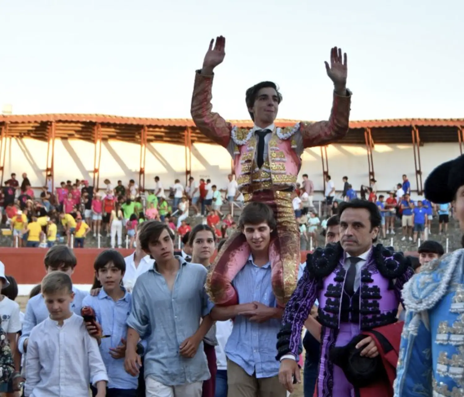 Julio Norte arrasa en su encerrona en Ledesma y se despide de Salamanca a las puertas de la alternativa