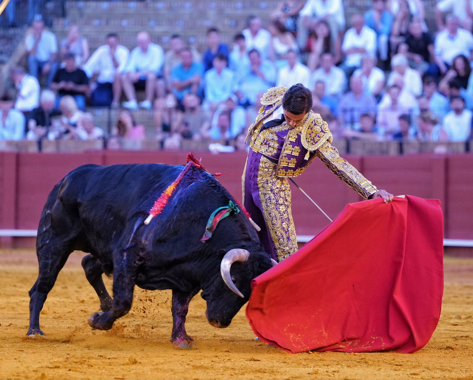 Nacho Torrejón corta una solitaria oreja en Sevilla