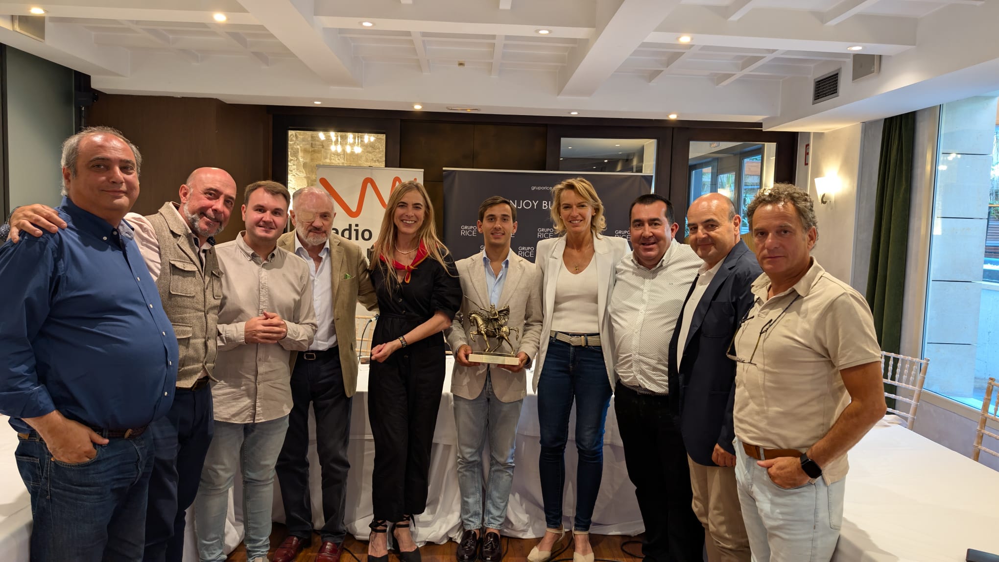 Ismael Martín recoge en Burgos el Trofeo Joaquín Monje: “Vengo con la intención de volver a ganarlo”