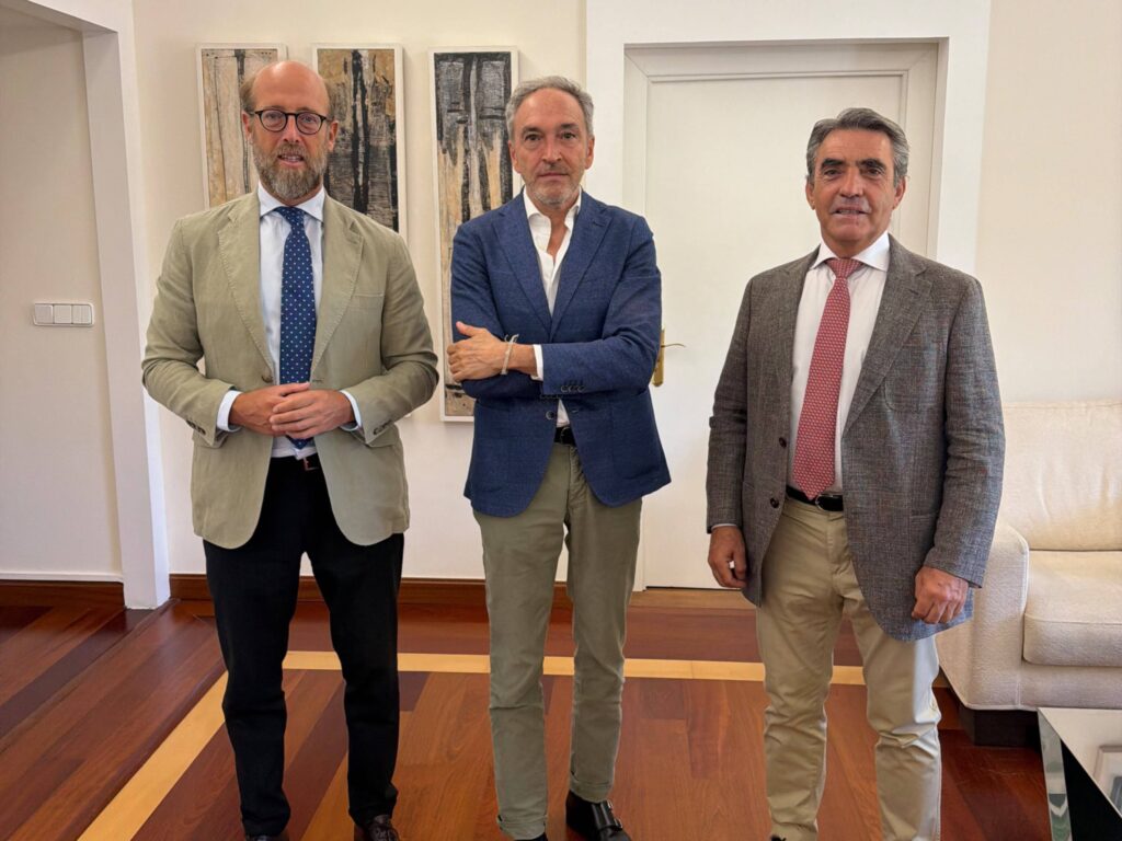 La Fundación Toro de Lidia y la Junta de Castilla y León abordan el futuro del Circuito de Novilladas