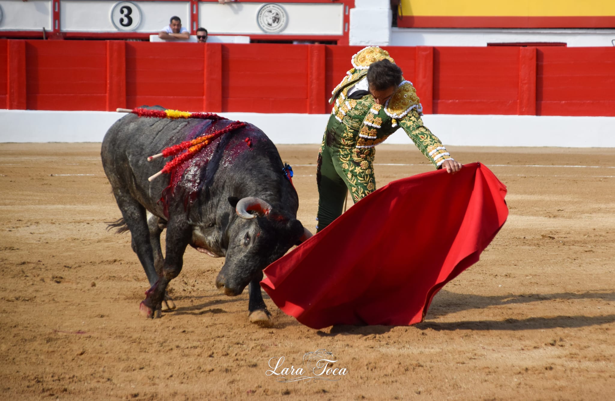 El Cid y Escribano reivindican el sello Victorino en una tarde de oficio y verdad en Santander
