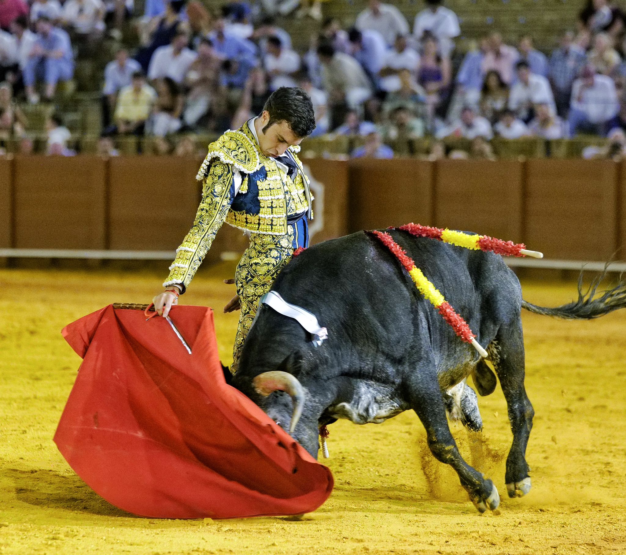 Roberto Cordero firma los momentos más templados ante un buen novillo de Mayoral