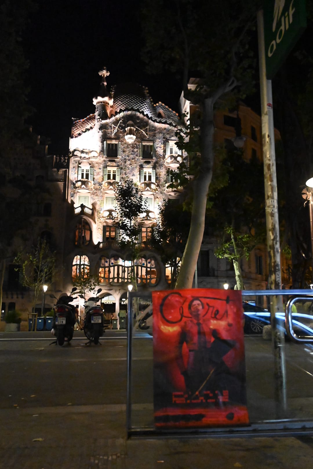 Mario Vilau devuelve los carteles de toros a las calles de Barcelona