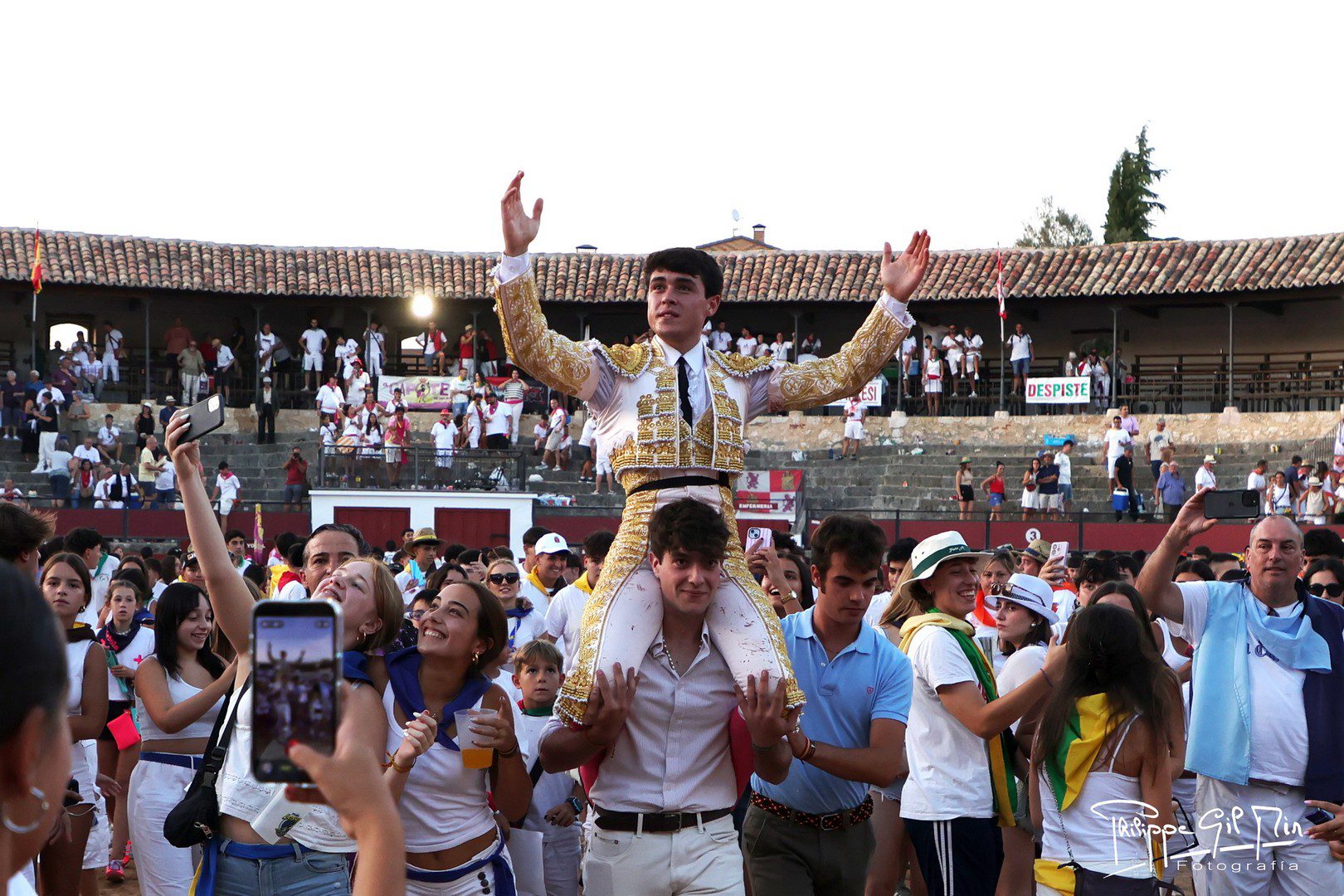 Villarrobledo y El Burgo de Osma: Ferrera, Escribano, Cortés y Jarocho abren la puerta grande