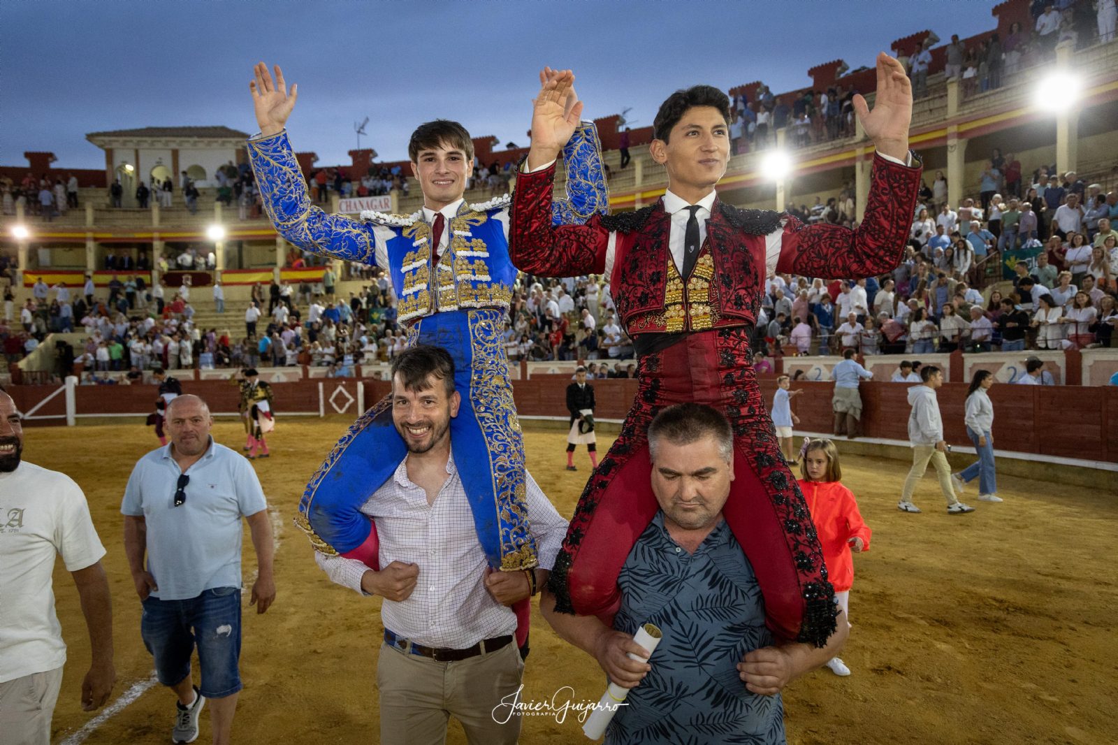 Osornio y Moset abren la Puerta Grande en una novillada de entrega en Cuenca