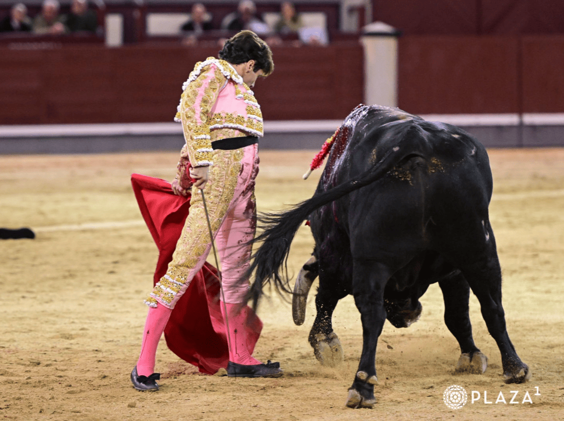 Christian Parejo corta una oreja tras firmar lo más destacado de la noche