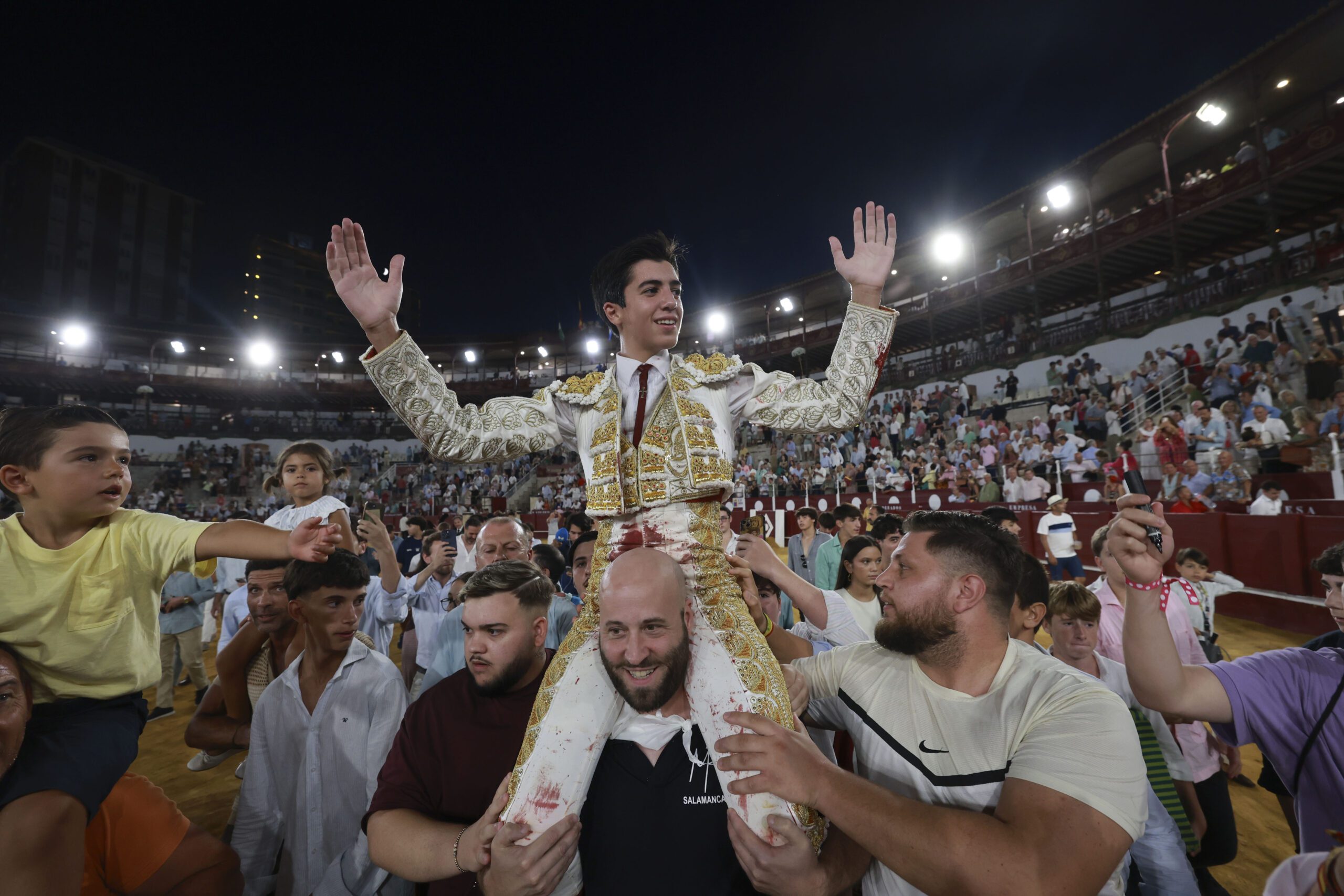 Marco Pérez impacta en su debut y El Parralejo sostiene una tarde de alto nivel en Málaga