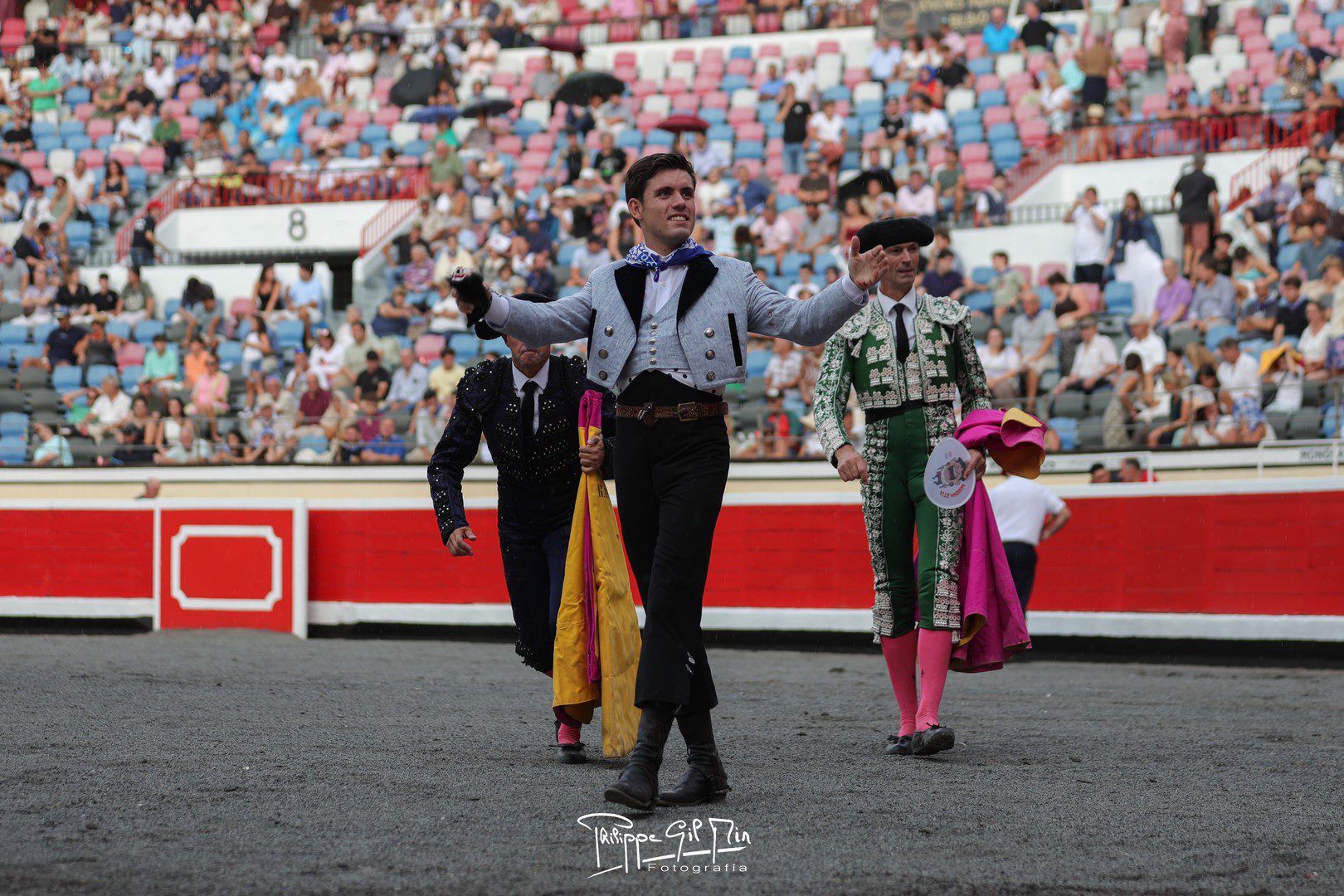 Guillermo Hermoso pone el único trofeo en una seria tarde de rejones en Bilbao