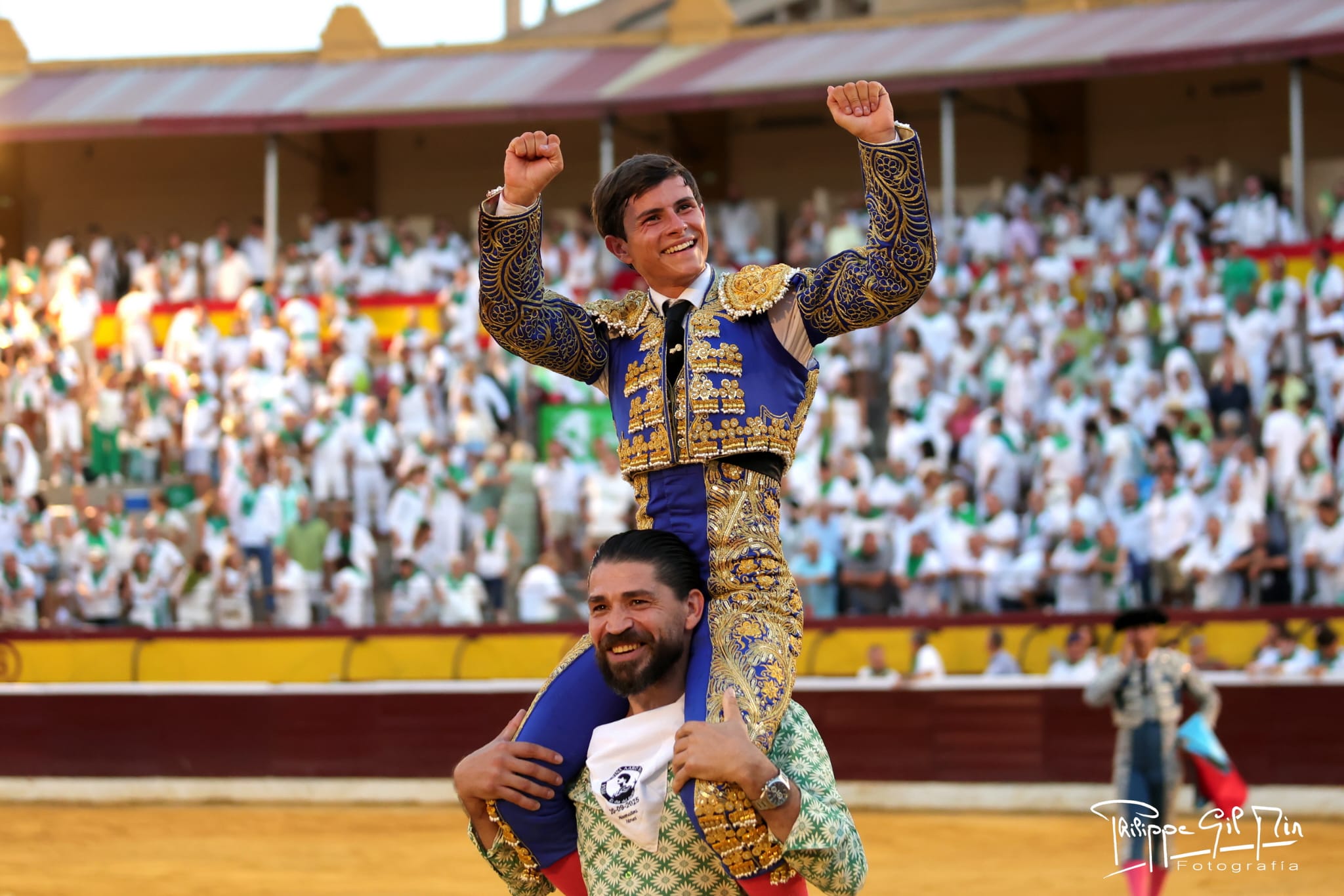 Aarón Palacio, triunfador de una Feria de la Albahaca con sello de Victorino