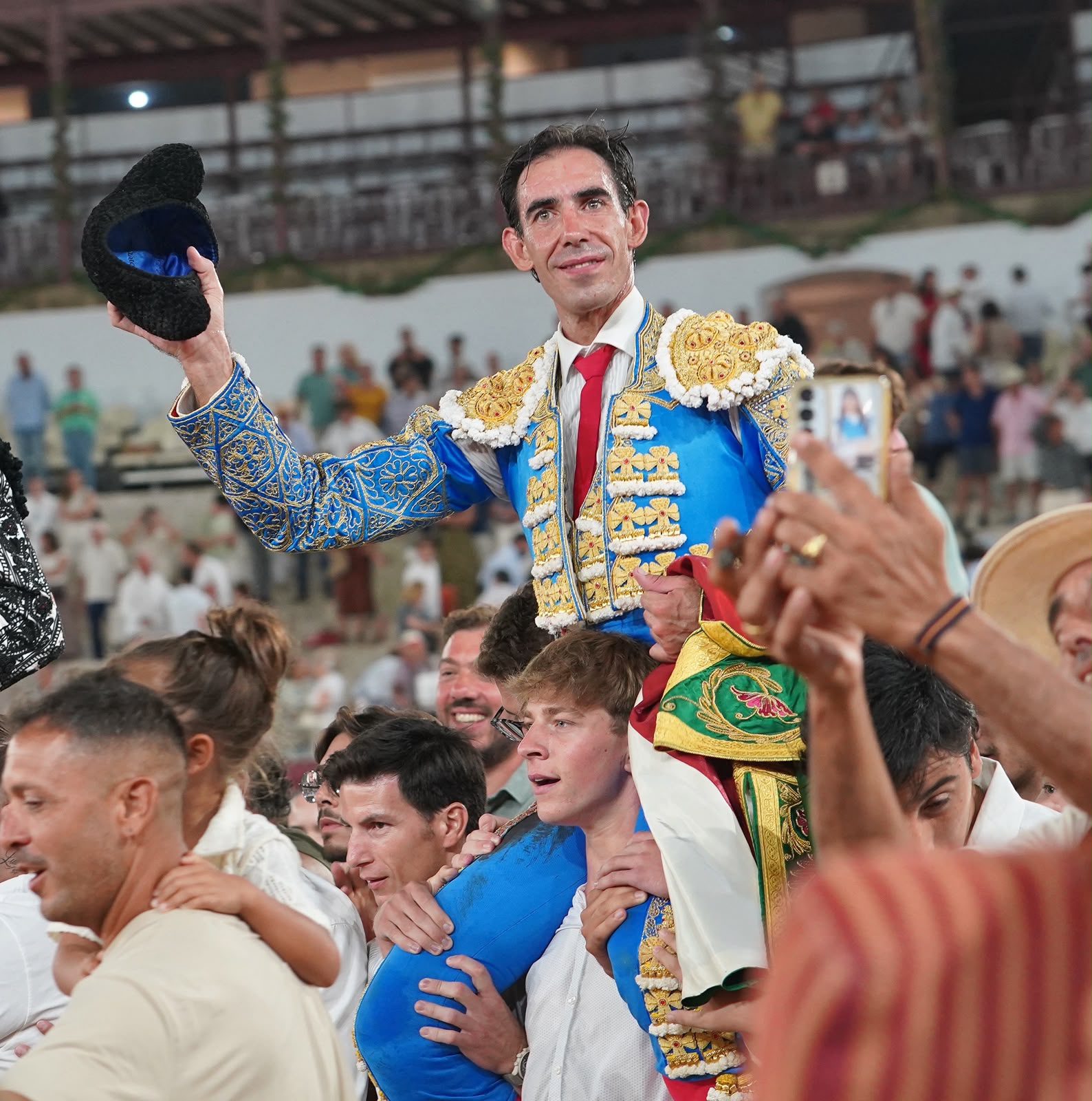 Fortes conquista su quinto Estoque de Plata tras su gran faena a ‘Borracho’