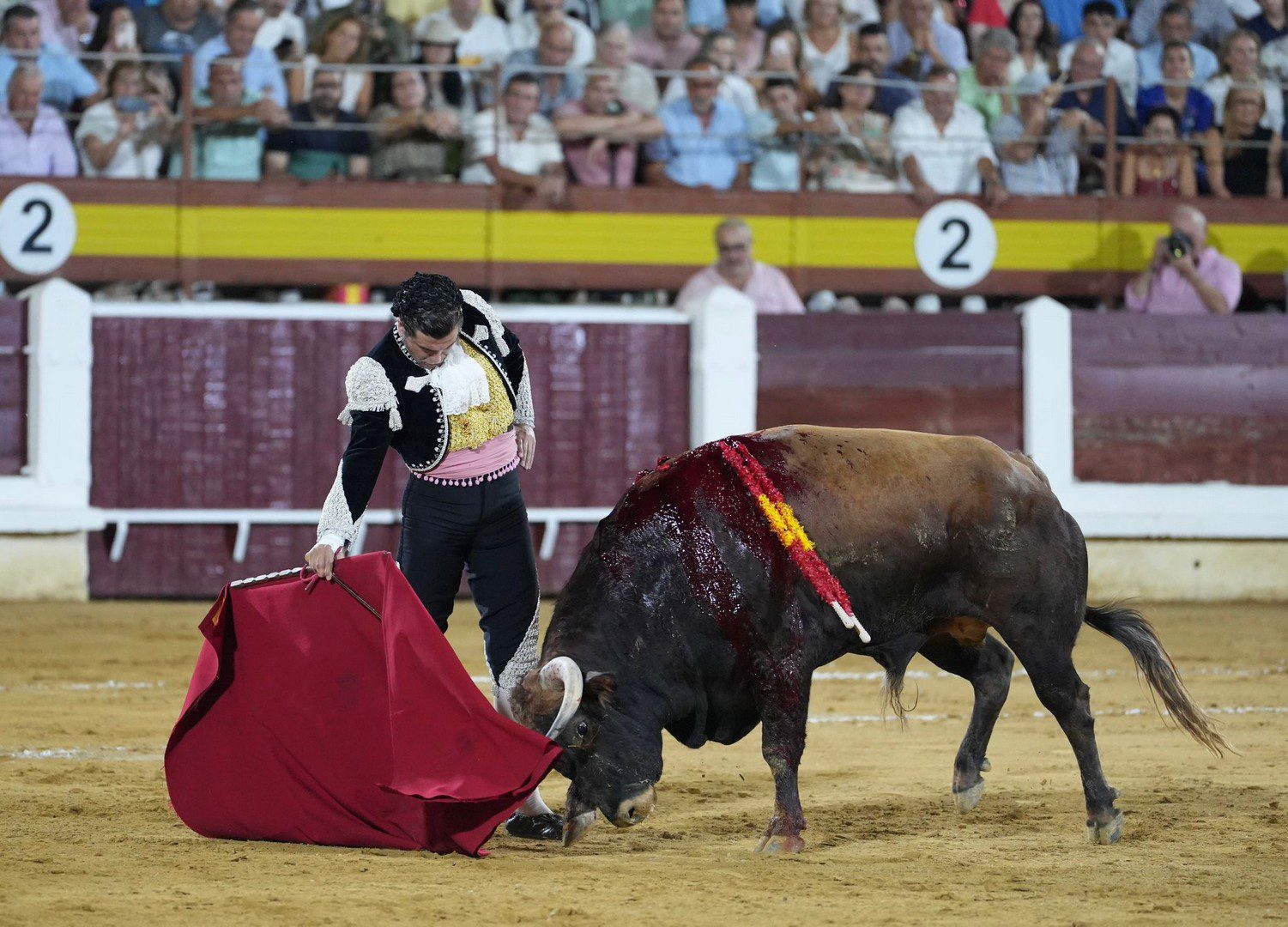 Morante borda una obra de aroma y la espada deja sin premio a Bastinhas en Mérida