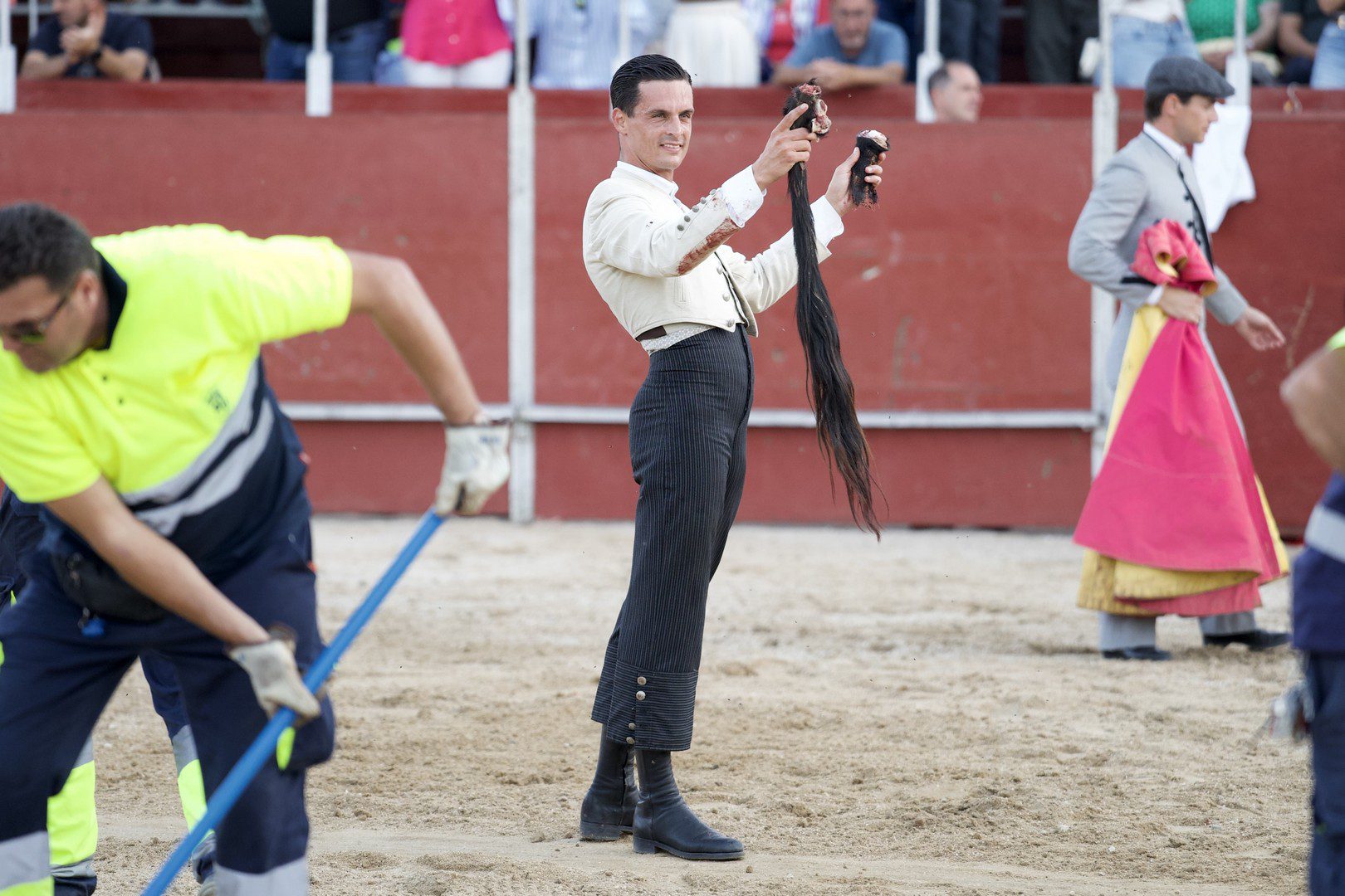 David Galván suma y sigue con máximos trofeos en Villar del Olmo