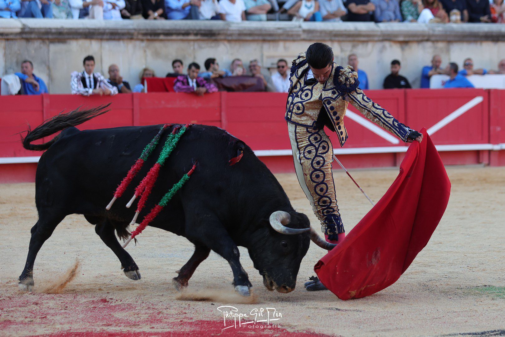 Talavante firma una faena armónica y pierde el premio con la espada