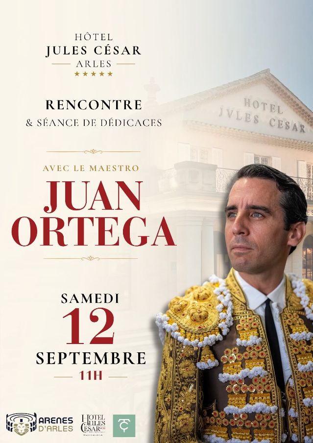 Juan Ortega se acerca a la afición de Arles antes de su debut en la Goyesca