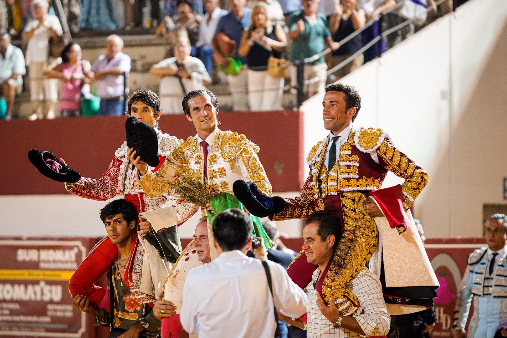 Castella, De Miranda y Curro Durán rubrican una tarde grande de toros en Utrera