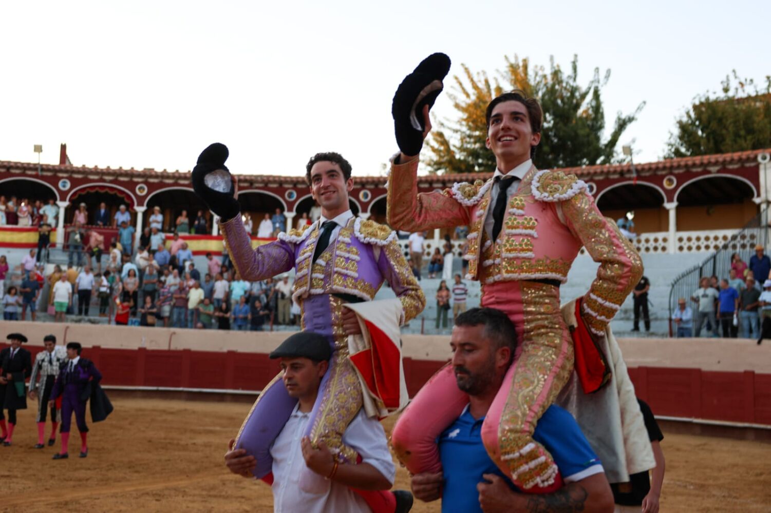 Valencia de Don Juan y Muro ponen el foco en Víctor Hernández, Julio Norte y Jesús Enrique Colombo
