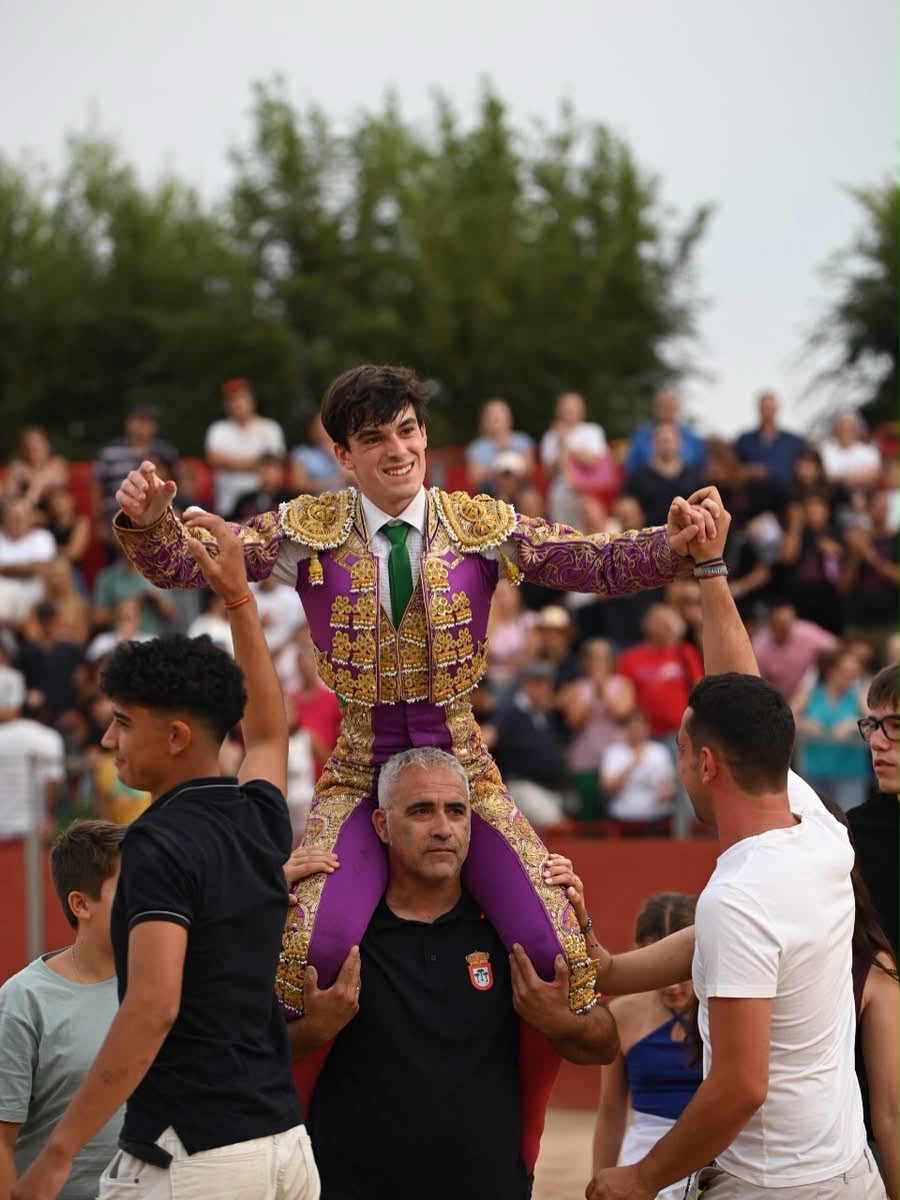 Ayllón, Pozoblanco y Torrijos ponen el foco en Cristian González, Sebastián Fernández y Álvaro Alarcón