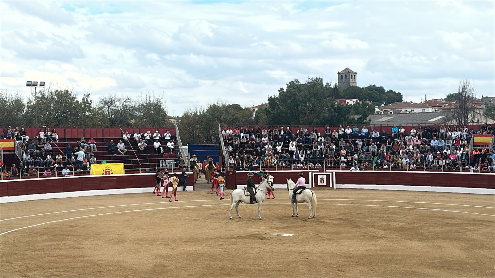 Cuadri pone a prueba a una terna entregada en una tarde de firmeza y disposición