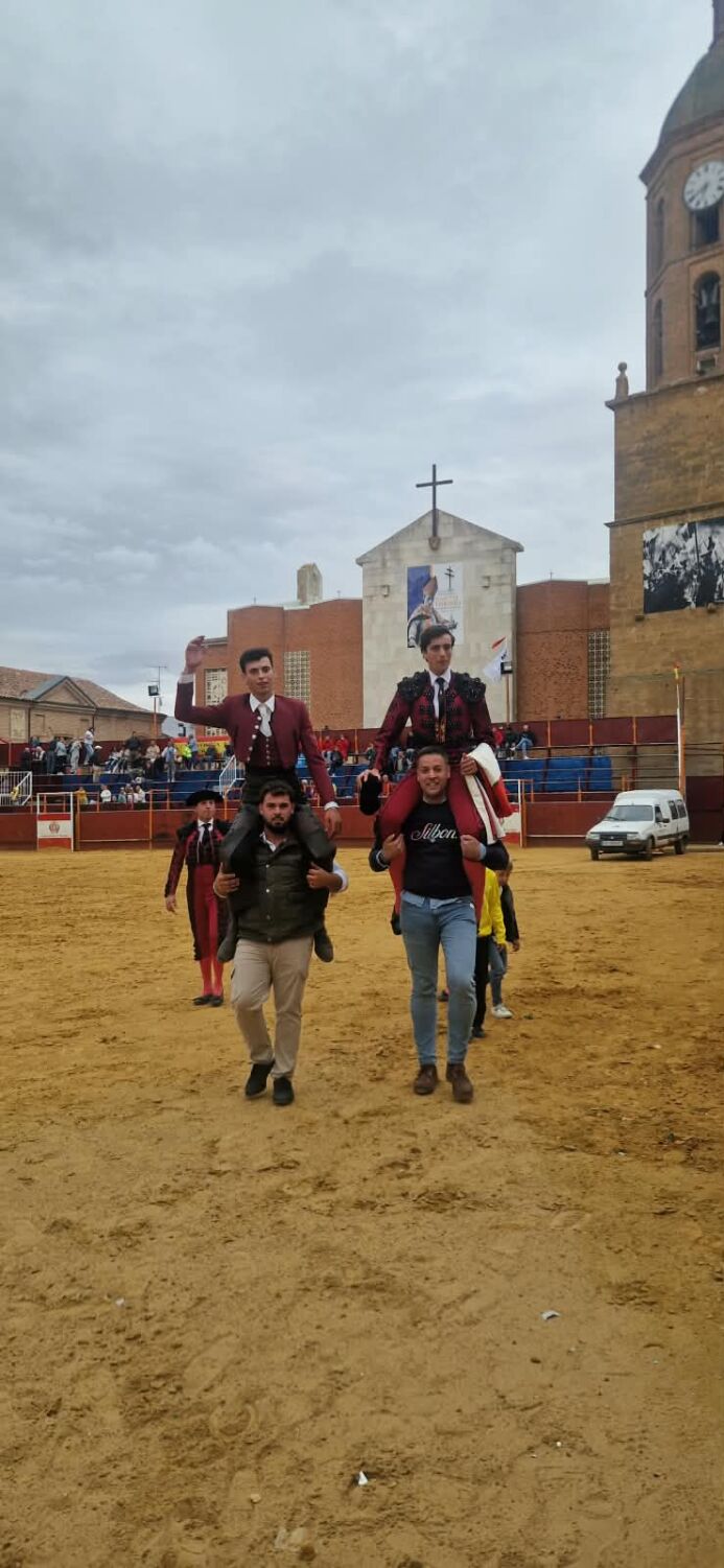 Mayorga y El Hoyo de Pinares ponen el foco en Francisco Martín, Rodrigo Villalón y Rubén Vara