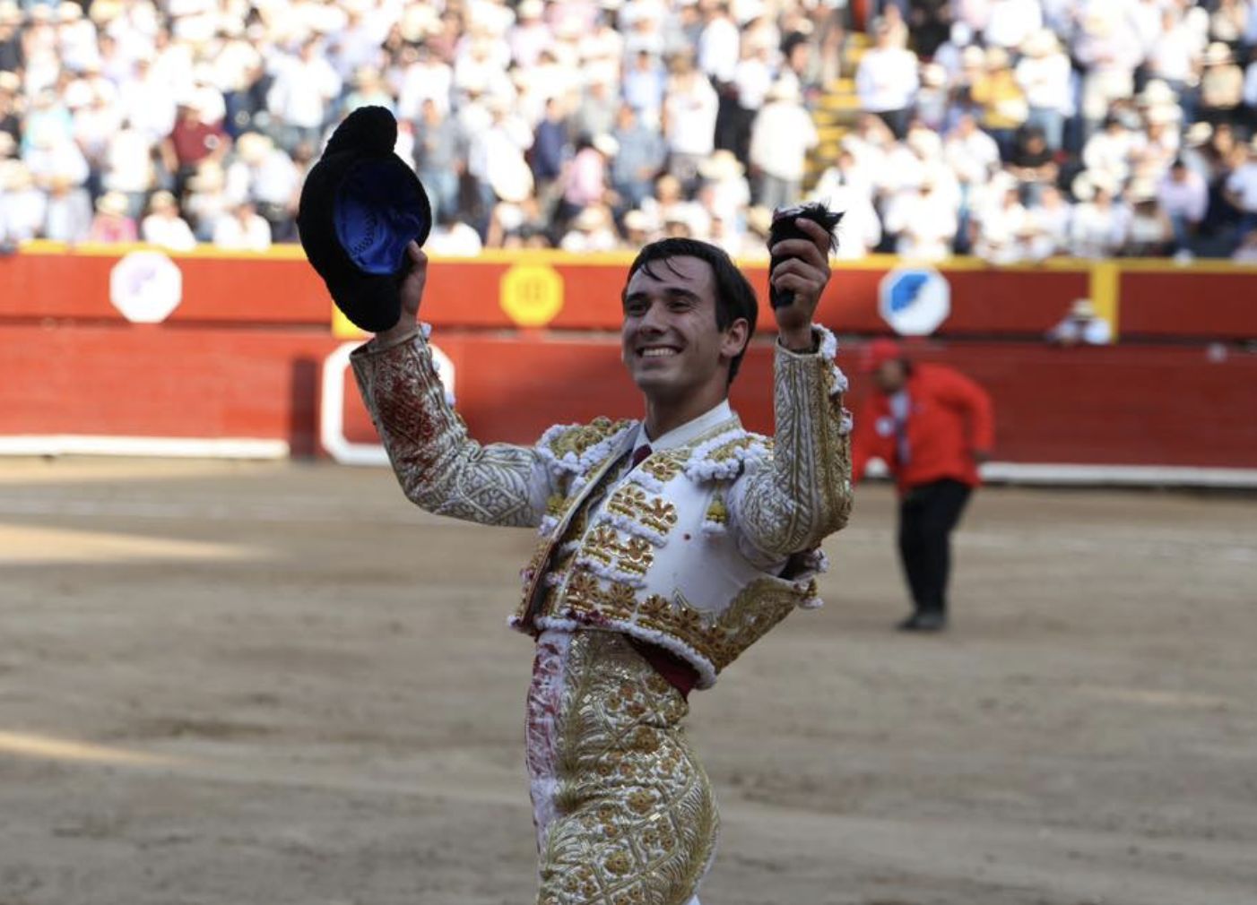 El salmantino cortó la única oreja de la tarde al tercero tras una actuación completa y volvió a dejar detalles de calidad en el sexto