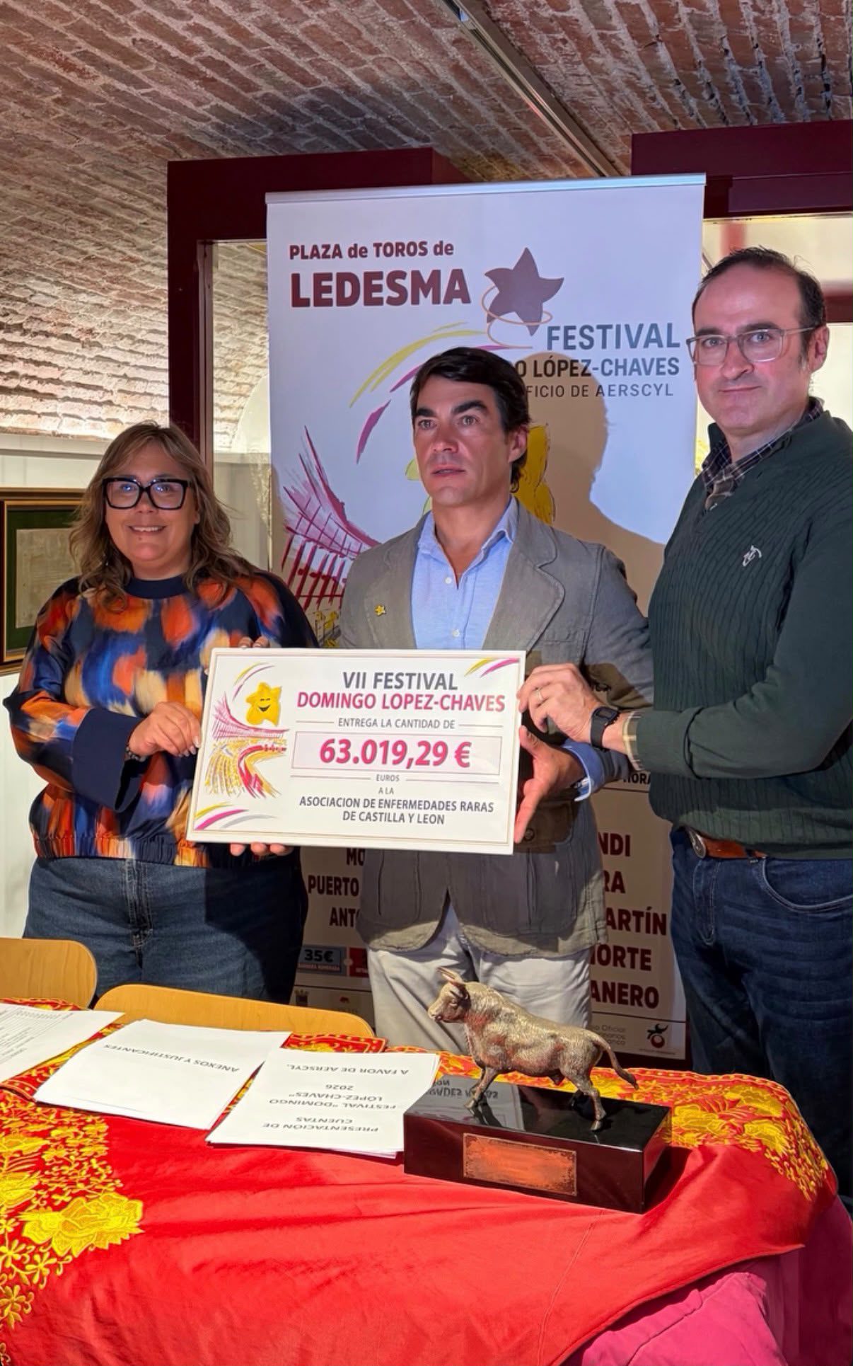 El festival benéfico de Ledesma recauda más de 63.000 euros para AERSCYL