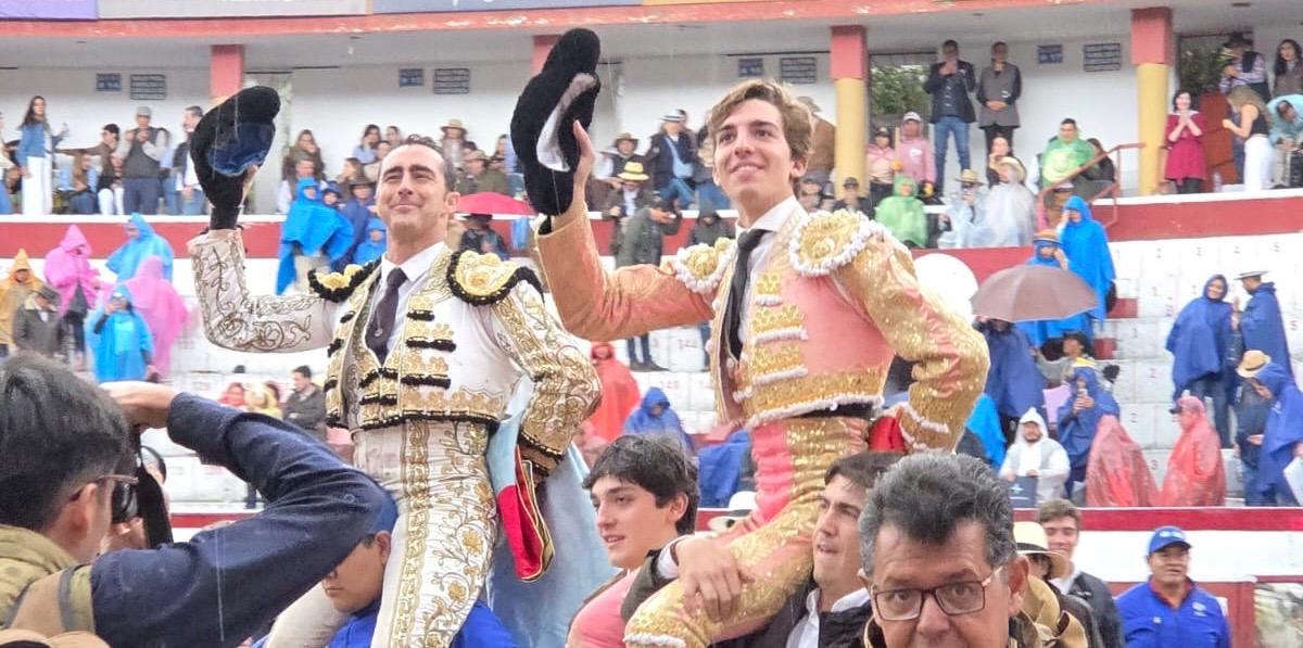 El Fandi y Julio Norte indultan en una tarde para el recuerdo en Latacunga